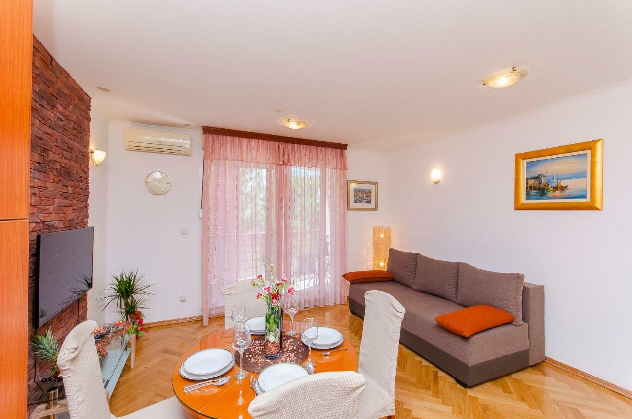 Apartment Lucija Split Exterior photo
