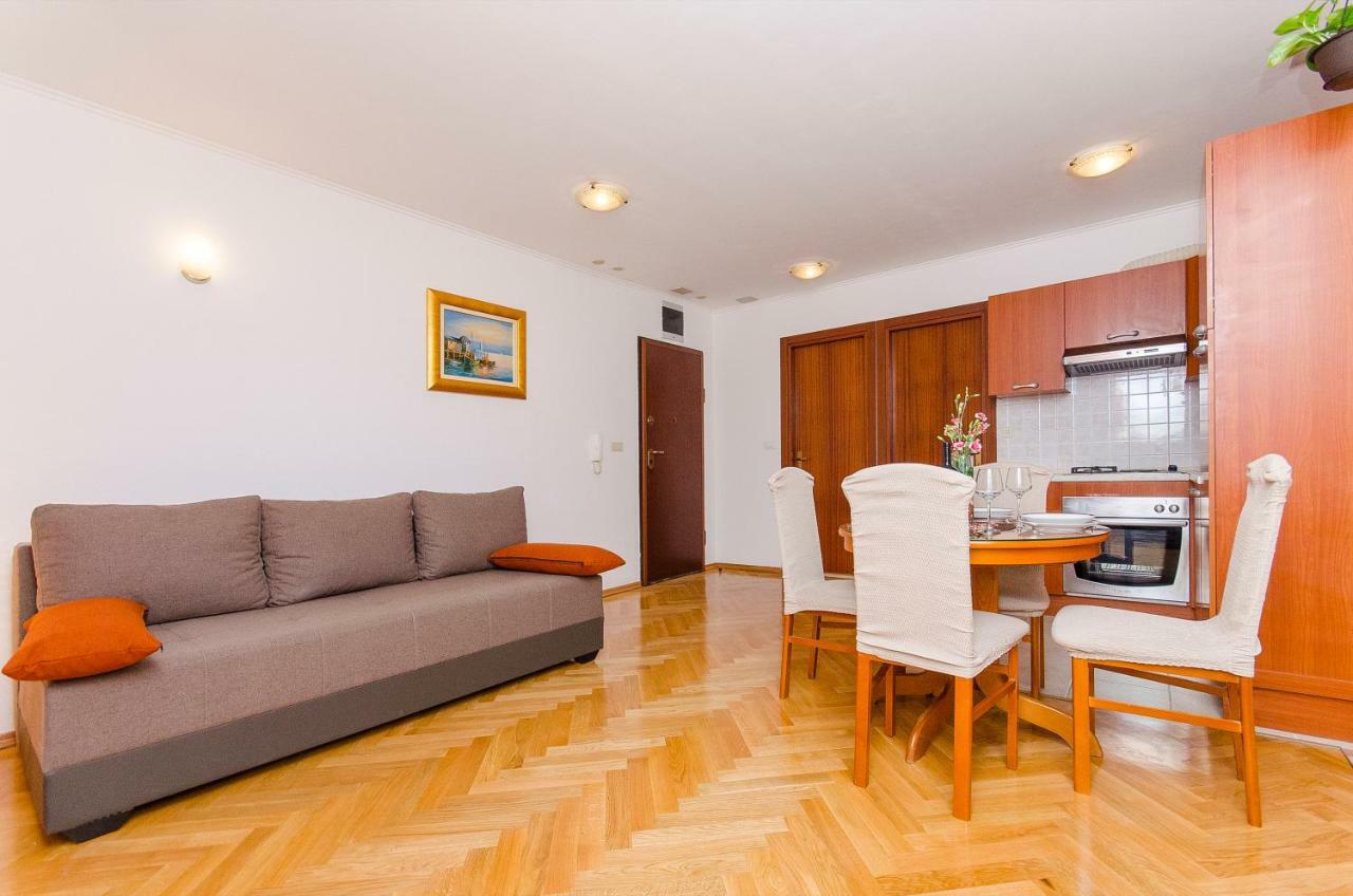Apartment Lucija Split Exterior photo