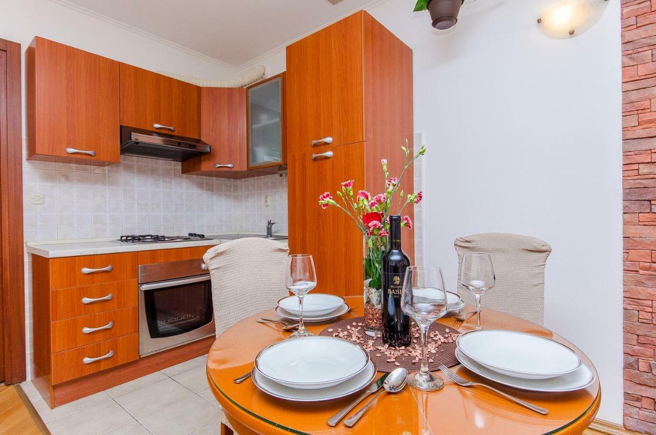 Apartment Lucija Split Exterior photo