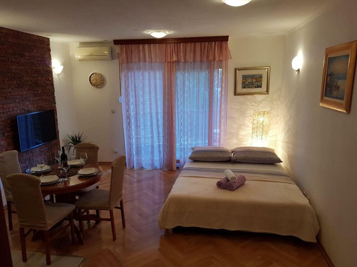 Apartment Lucija Split Exterior photo